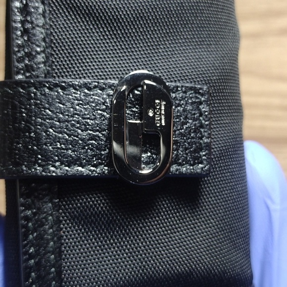 Authentic Gucci Black Leather & Nylon 6-Key Holder with Box – Women’s Luxury - Picture 7 of 10